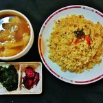 李紅蘭 - チャーハン・ミニワンタンセット￥800