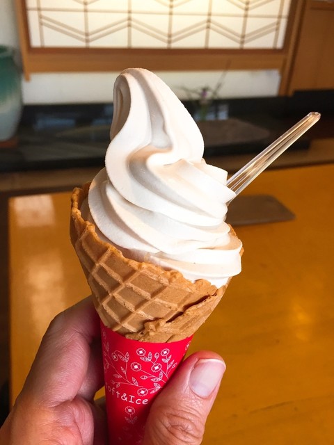 桜井甘精堂 北斎亭 小布施 アイスクリーム 食べログ