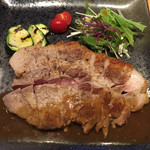 豚肉料理専門店 ぶたとろ - 林SPF豚 超厚切りトンテキ (500g)