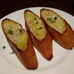 Restaurant & Wines ARISTA - ガーリックトースト 2017年6月
