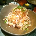 焼肉マル 北新地店 - 玉ねぎサラダ