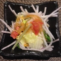 旬菜ステーキ処 らいむらいと - ランチのサラダ。