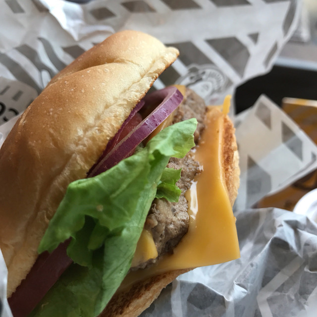 ウェンディーズ・ファーストキッチン , ウェンディーズバーガー