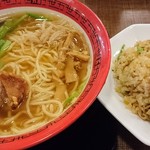 万世麺店 - 