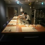 Kyatorurapan Kitaumeda - 店内　前菜盛合せ盛付け中！