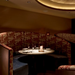 プライベート感のある落ち着いたBOX席(2名〜3名様用※窓の無いエリアです)