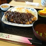 山正 - とんかつ定食