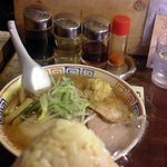 いせのじょう - チャーハンおにぎり