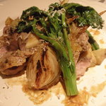 トラットリア スペランツァ エッセ - 豚のグリル　焼きタマネギ　焼きたけのこ添え