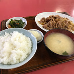 Riyuu chan tei - 日替わりランチ 豚肉と新玉ネギの焼肉定食