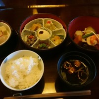 韻松亭 - 