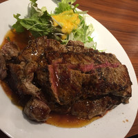 キャトルラパン 北梅田 - ステーキ3枚バージョンだとこんなん(//∇//)