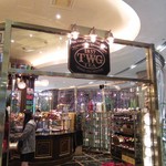 TWG Tea at ION Orchard  - 店舗です。