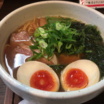 ばっは - あっさり醤油ラーメン♫アオサの風味と醤油がよく合ってます( ^ω^ )