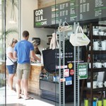 Gorilla in the Cafe - セルフサービス