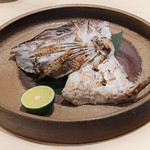 和旬菜 えつ - 鯛かぶと焼き