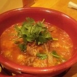 ワイン＋つまみ Nomka - 牛すじのトマト煮