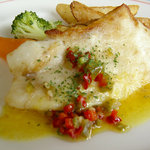 ビストロ・ヒロ - まとう鯛のソテーレモンオリーブソース（週替わりランチ）