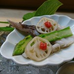 つる由 - 大きなトリ貝！