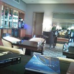 Regent Singapore A Four Seasons Hotel - リージェント クラブラウンジの様子。