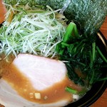 ラーメン 末廣家 - 