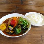 CURRY&CAFE 晴れの日 - チキンと野菜（辛口、ライス普通、1,400円）