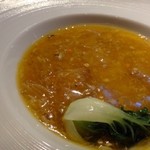 星期菜 白金 - ◆フカヒレ上海蟹味噌あんかけ　雲丹のフラン。 上海蟹の味噌餡の味わいもいいですし、葦切鮫のフカヒレの質もよくこれ絶品。