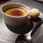 星期菜 白金 - ◆娘は「ジャスミン茶のクリームブリュレ」を。 お茶の香りと甘さも程よく美味しいそう。