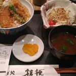 桔梗 - ランチ穴子天丼900円税別