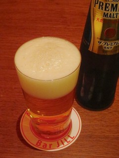 Izakabajiru - うすはりのグラスで飲むプレモルはまた旨い