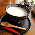 お豆ふ処うめだ屋 - 豆ふ白玉のあずき豆乳しるこ