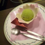 木曽路 - 抹茶アイス・ケーキ