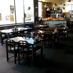 レストラン ドールズ - 店内。