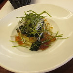 ヴォーノ・イタリア - ゴマたっぷりしらすとワカメの和風ジュレソース（冷製パスタ）