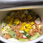 セブンイレブン - 料理写真:お湯を注ぐ前