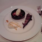 トラットリア・アルベロ - 見た目にも美しい美味しいデザート3種