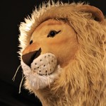 MaRket teRRace caFe - Steiff社のライオンもいます