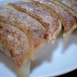 中国料理 竜月 - 餃子はかなりジャンボです