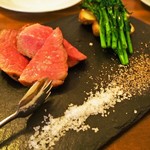 黒毛和牛マルシンのビステック