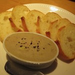 ワインクラブ・ラ・タブレ - 白レバーパテ、美味しい