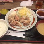 鳥良商店 横浜西口南幸店 - 鶏もも唐揚げおろしポン酢定食。790円。