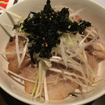 韓国居酒屋 おおもんえん - ネギ塩豚丼