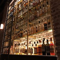TOKYO Whisky Library - 