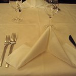 炭焼ステーキハウス 葡萄屋 - テーブルウエア