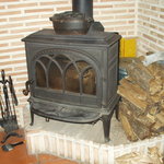 目白スペインバル - 本物の暖炉