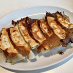 中華菜館 紅宝石 - 焼ギョーザ ￥280+税
