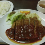 洋食マルヤ - Wトンカツ定食 950円