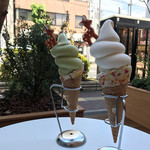 カフェ エトランジェ ナラッド - 鹿のソフトクリーム
