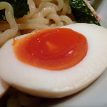 煮干しらーめん玉五郎 - 味玉の黄身が何とも…