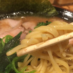 秋葉原ラーメン わいず - メンヤワ茹で加減